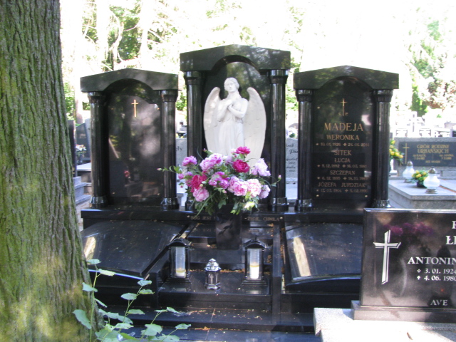 Grób Weronika Madeja