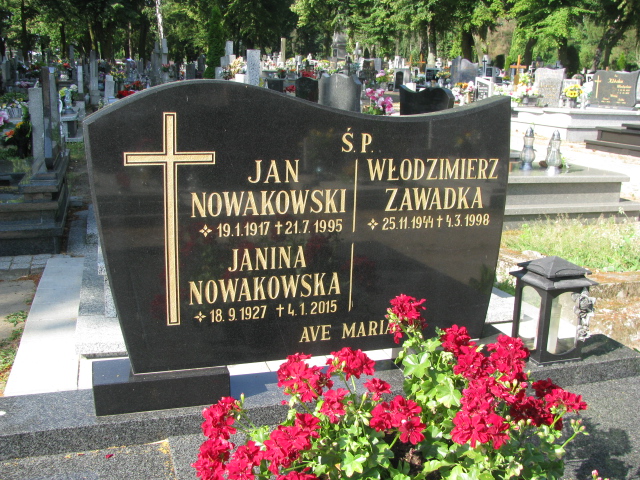 Janina Nowakowska 1927 Ostrzeszów - Grobonet - Wyszukiwarka osób pochowanych
